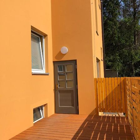 Apartmany Leto Frýdek-Místek エクステリア 写真
