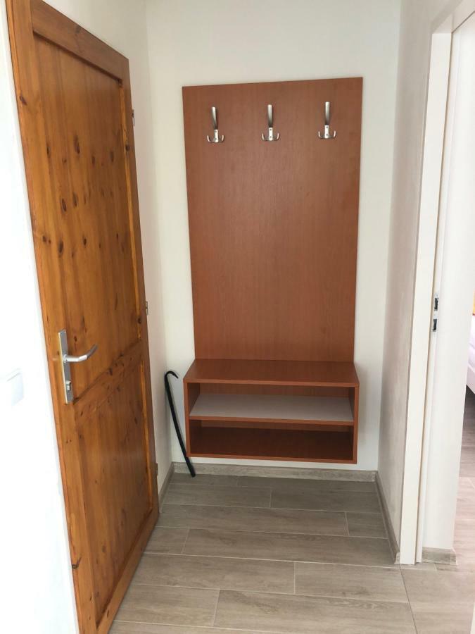 Apartmany Leto Frýdek-Místek エクステリア 写真