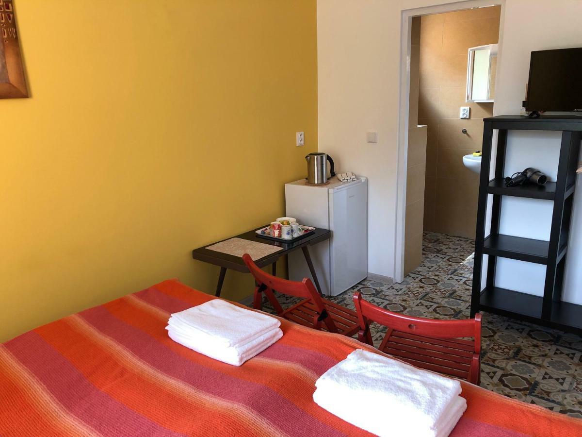 Apartmany Leto Frýdek-Místek エクステリア 写真